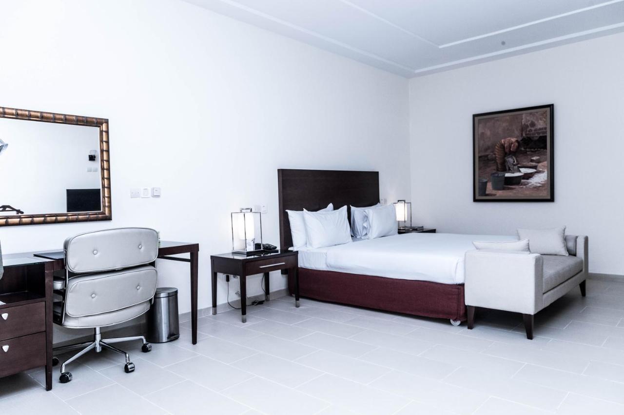 Hotel Sancta Maria Lomé Buitenkant foto