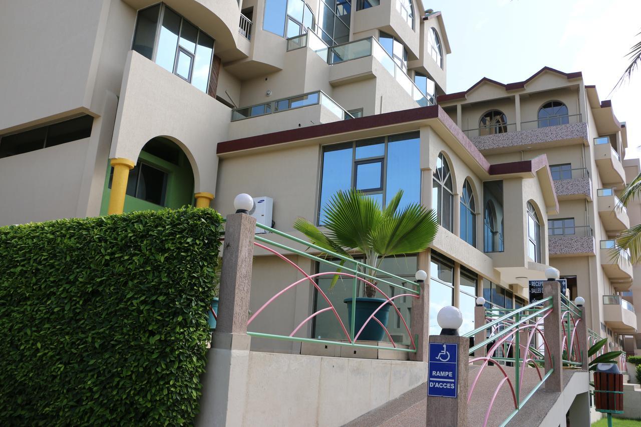 Hotel Sancta Maria Lomé Buitenkant foto