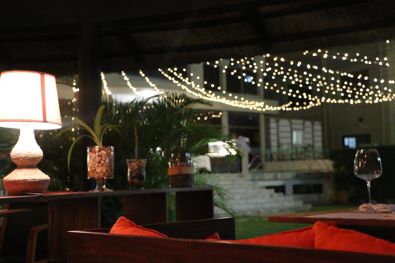 Hotel Sancta Maria Lomé Buitenkant foto